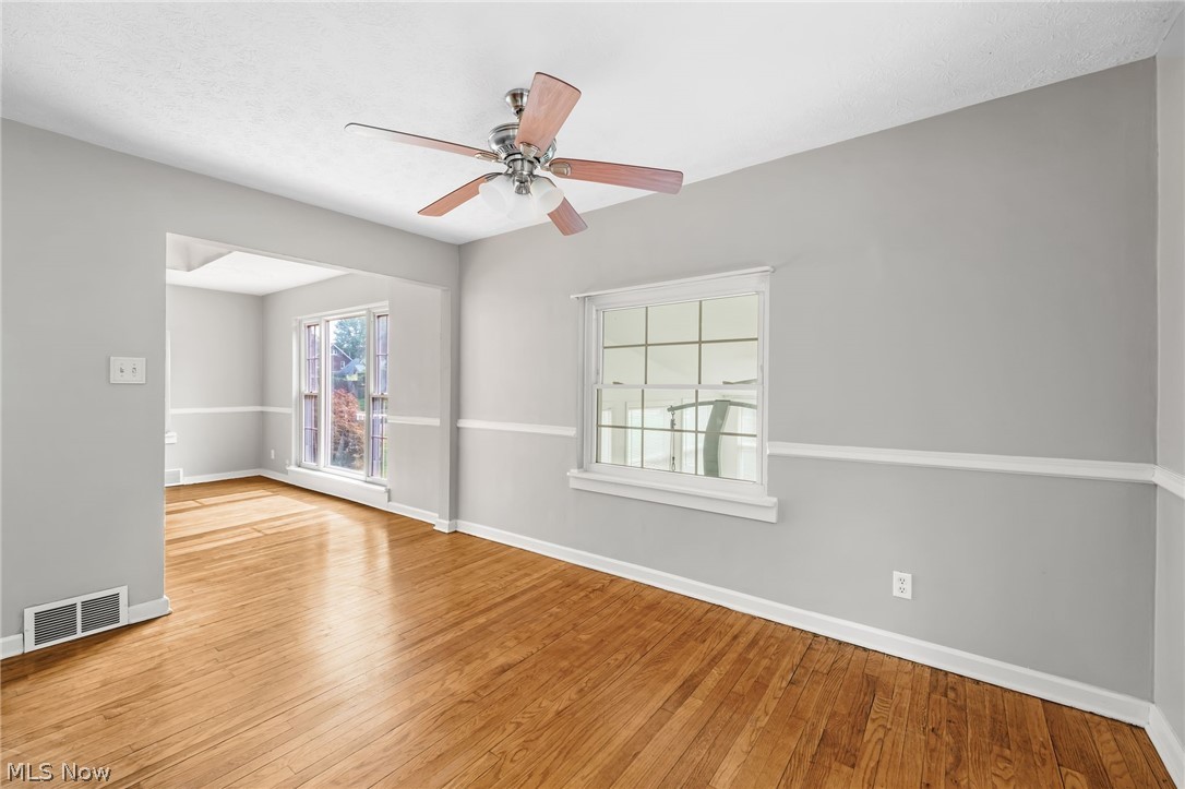 2380 Benton Street Akron OH 44312