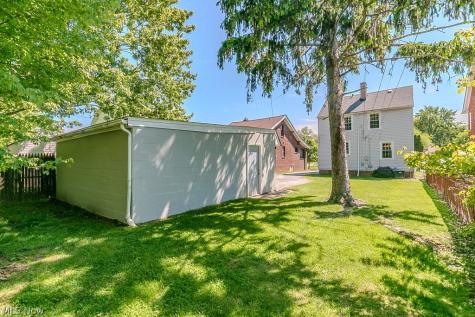 360 E 248th Street Euclid OH 44123