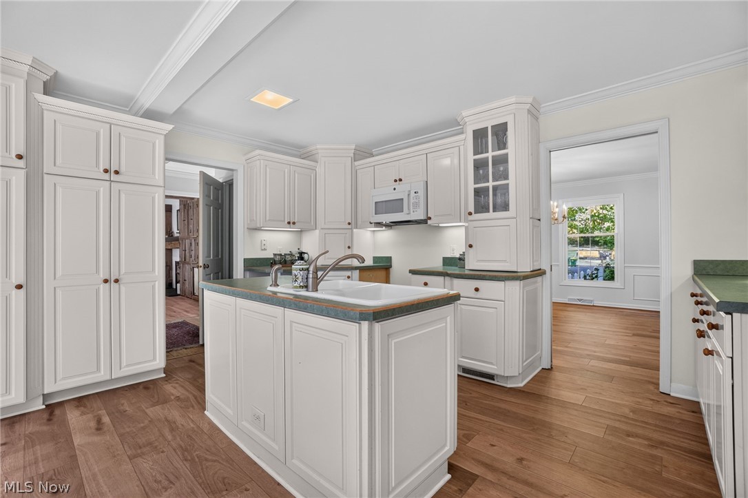 38158 Dodds Hill Drive Willoughby Hills OH 44094