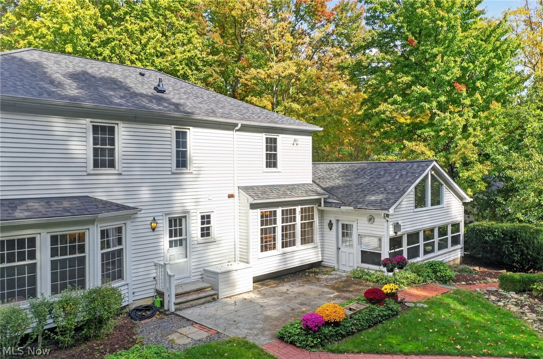 38158 Dodds Hill Drive Willoughby Hills OH 44094
