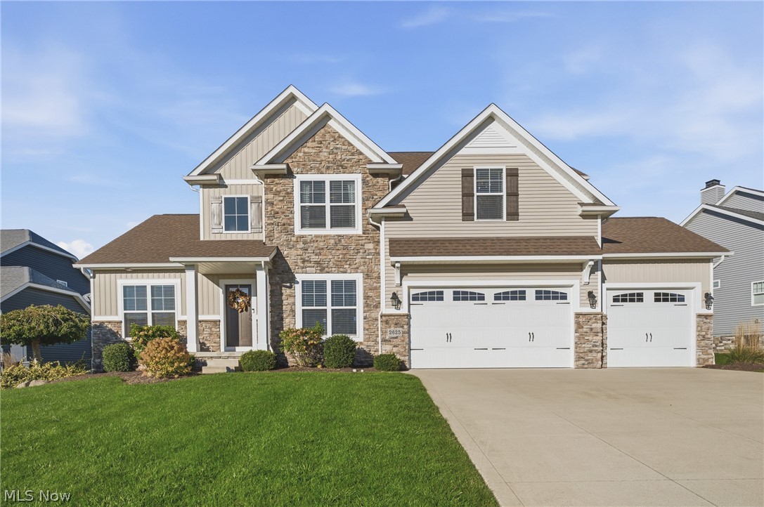2625 Ledgestone Drive NW Uniontown OH 44685