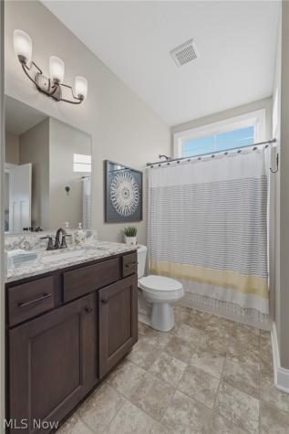 2625 Ledgestone Drive NW Uniontown OH 44685