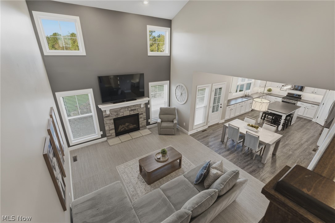 2625 Ledgestone Drive NW Uniontown OH 44685