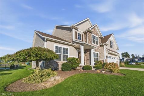 2625 Ledgestone Drive NW Uniontown OH 44685