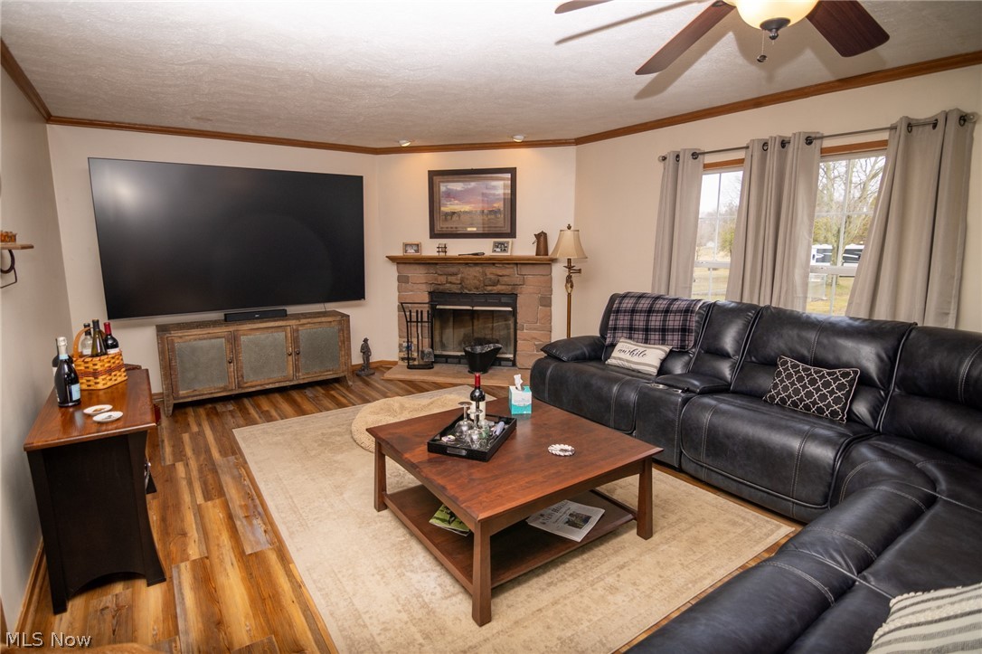 41152 Black Oak Road Flushing OH 43977