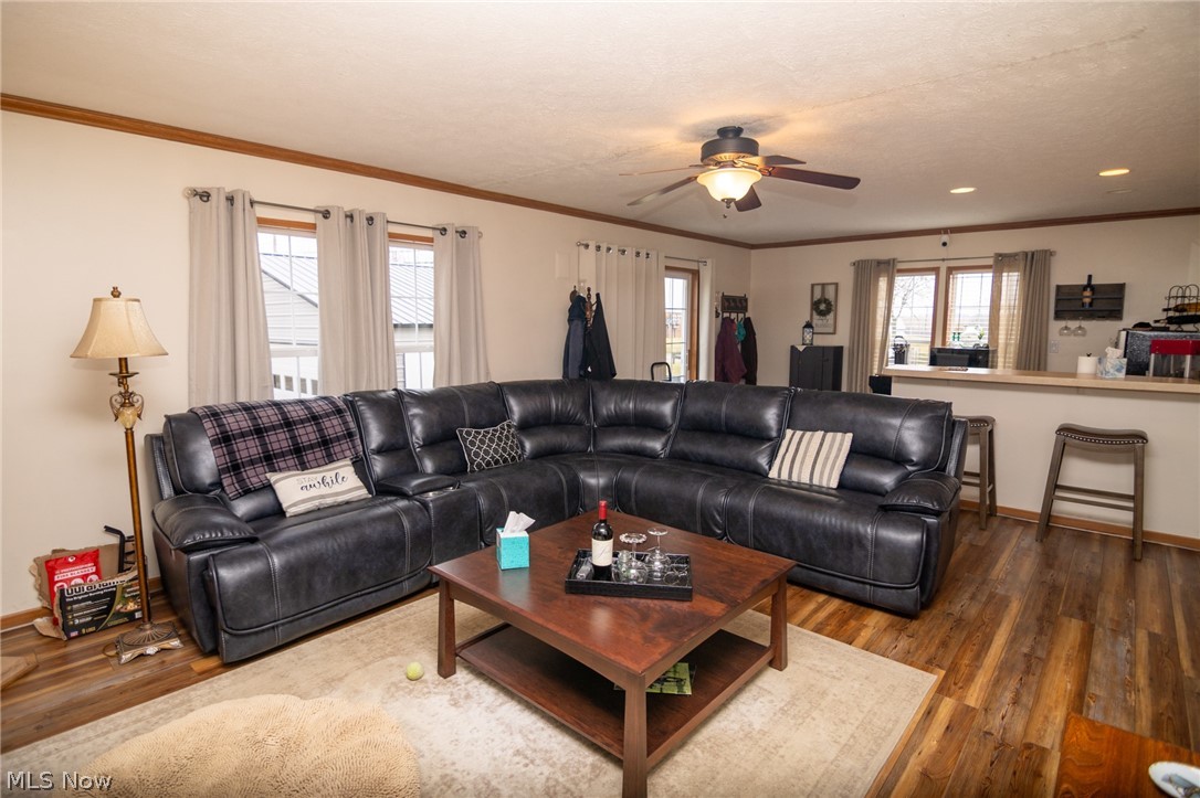 41152 Black Oak Road Flushing OH 43977