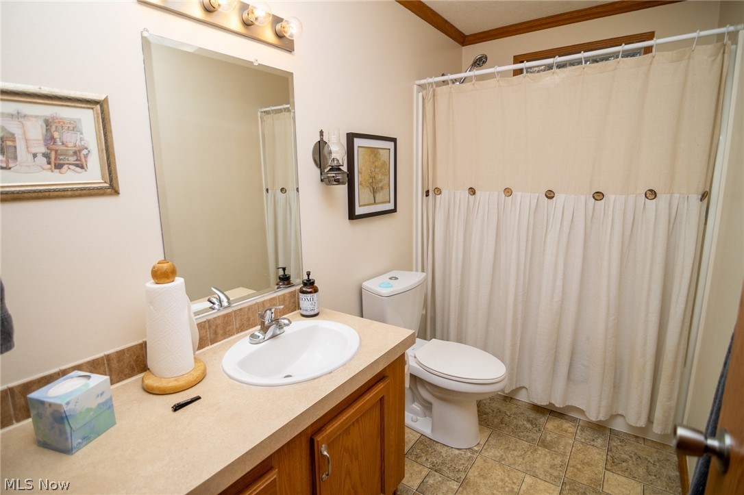 41152 Black Oak Road Flushing OH 43977