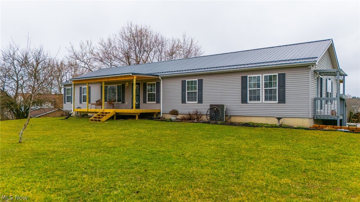 41152 Black Oak Road Flushing OH 43977
