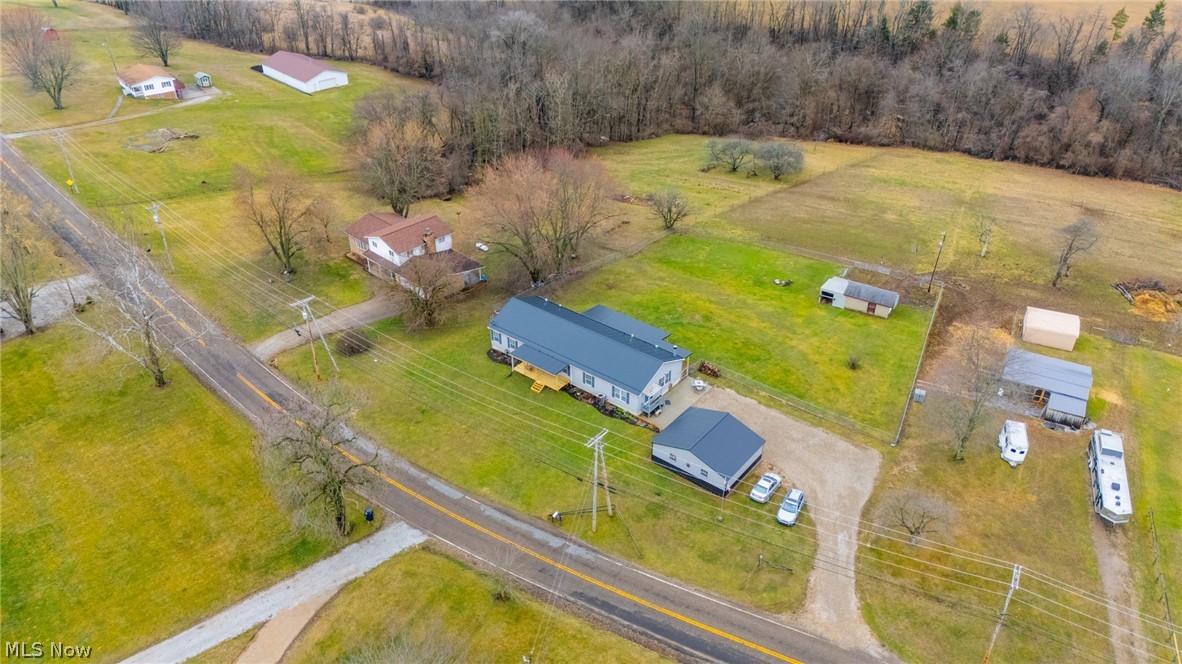 41152 Black Oak Road Flushing OH 43977