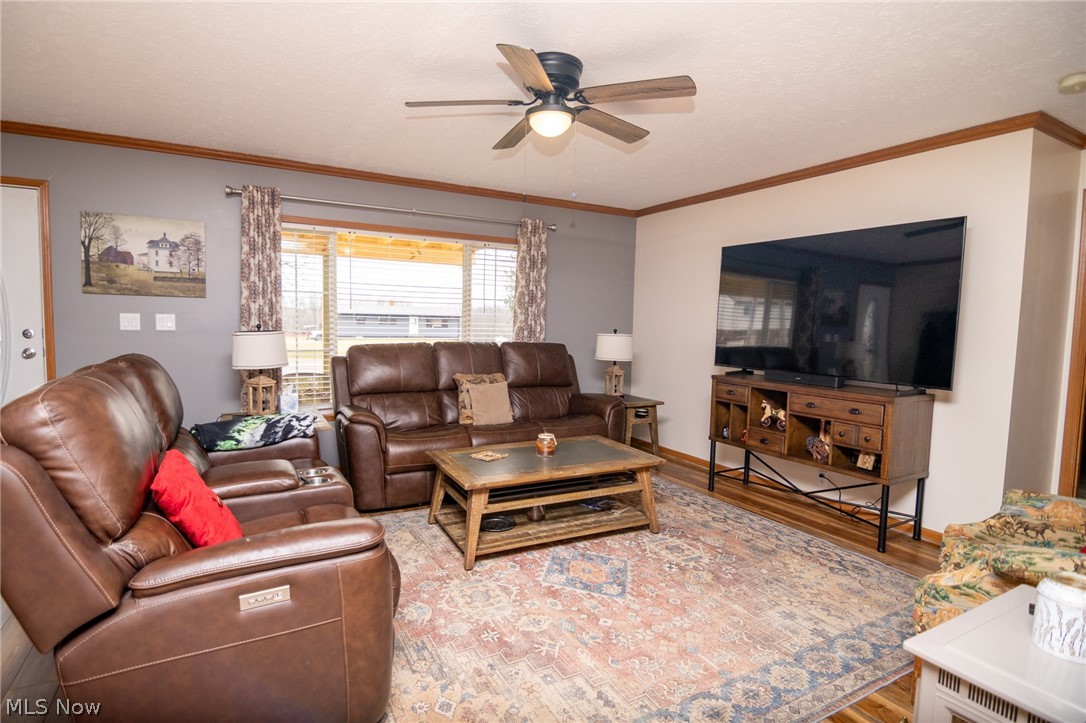 41152 Black Oak Road Flushing OH 43977