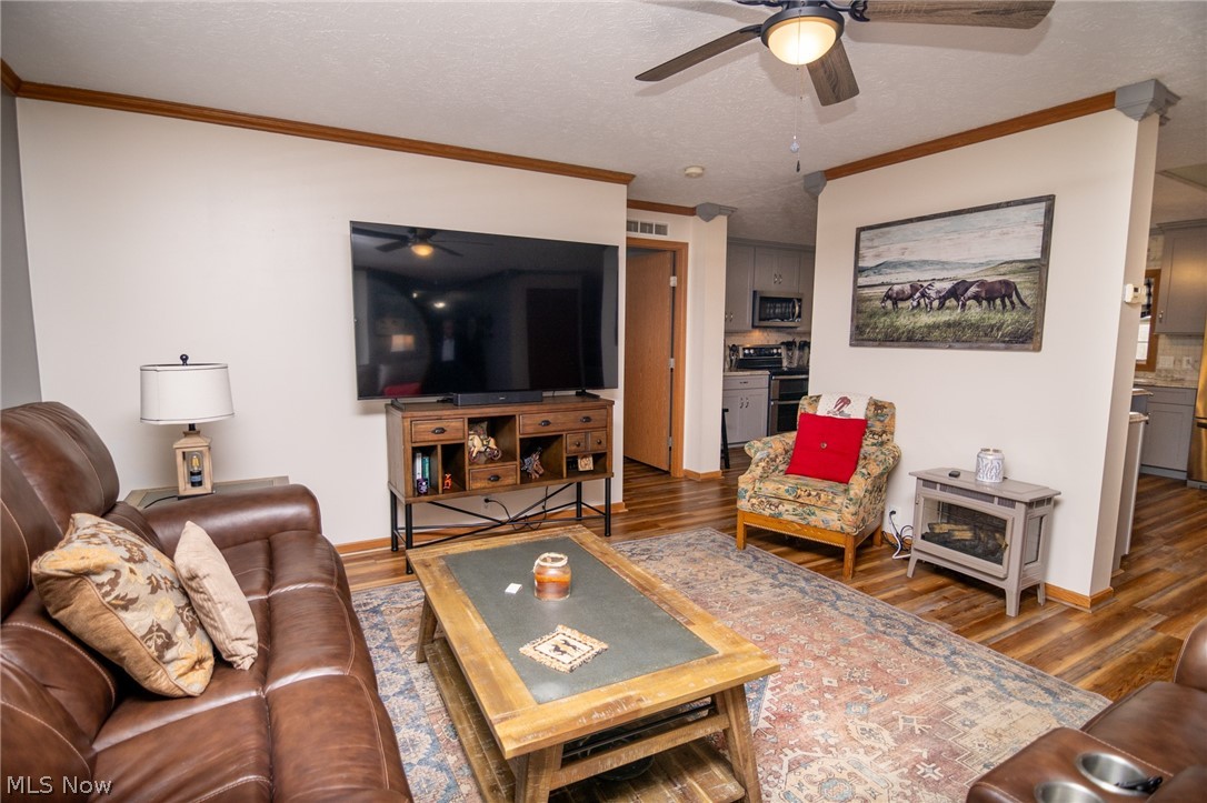 41152 Black Oak Road Flushing OH 43977