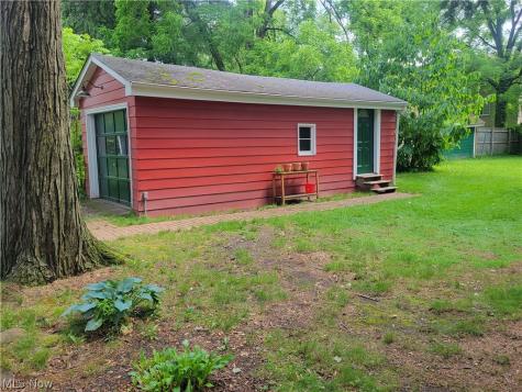 1433 Cedar Street Kent OH 44240