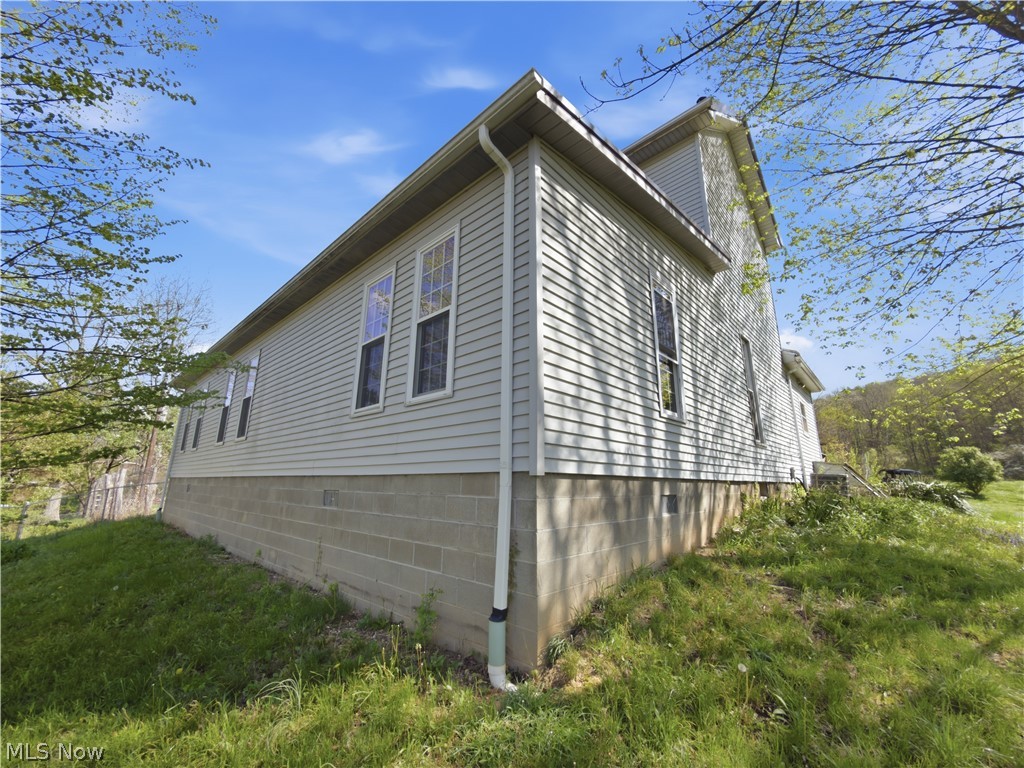 59674 Yoker Valley Road Quaker City OH 43773