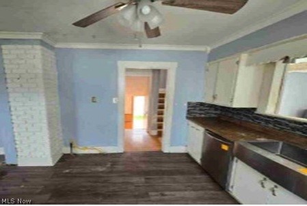 377 Coitsville Road Campbell OH 44405