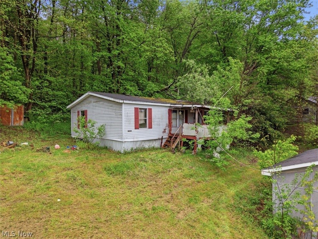46149 Walnut Street Rogers OH 44455