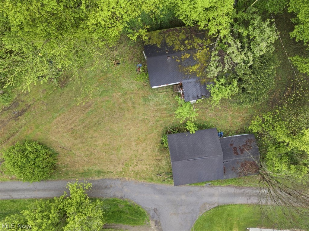 46149 Walnut Street Rogers OH 44455