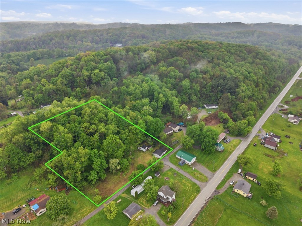 46149 Walnut Street Rogers OH 44455