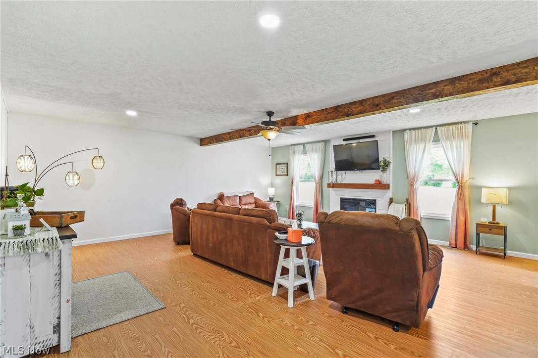 190 Chapel Hill Drive NW Warren OH 44483