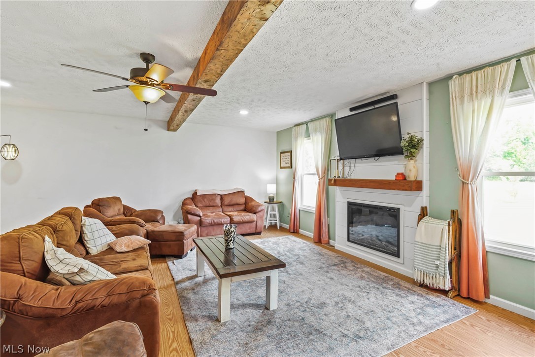 190 Chapel Hill Drive NW Warren OH 44483