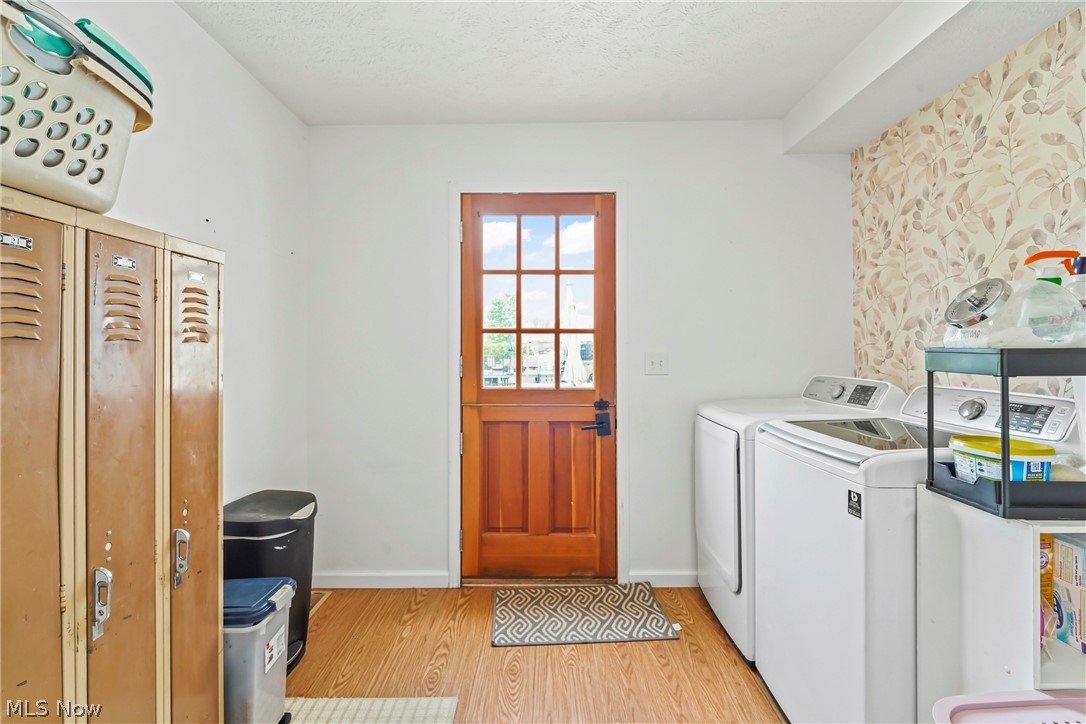 190 Chapel Hill Drive NW Warren OH 44483