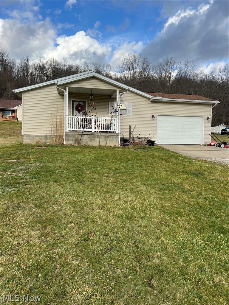 2215 Hilliard Drive Midvale OH 44653