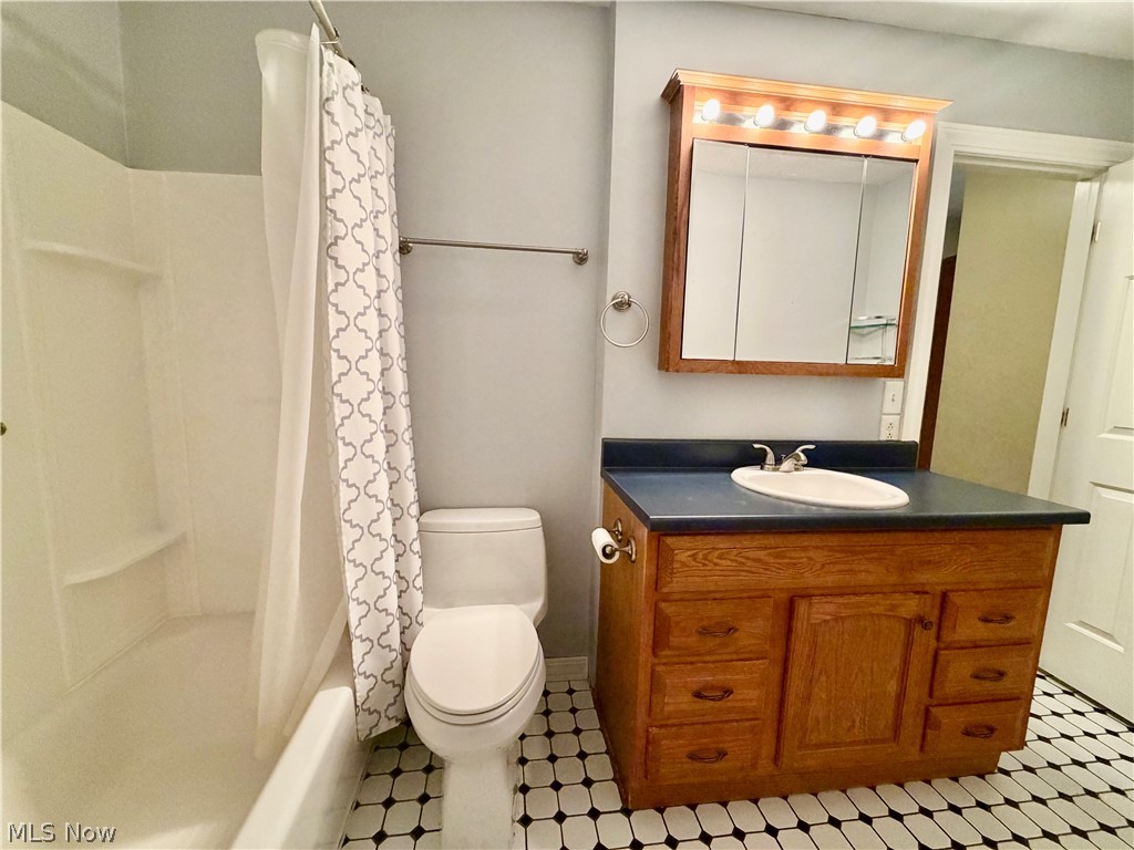 310 Trailwood Drive Painesville OH 44077