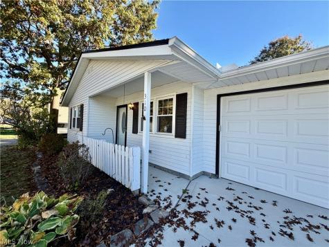 310 Trailwood Drive Painesville OH 44077