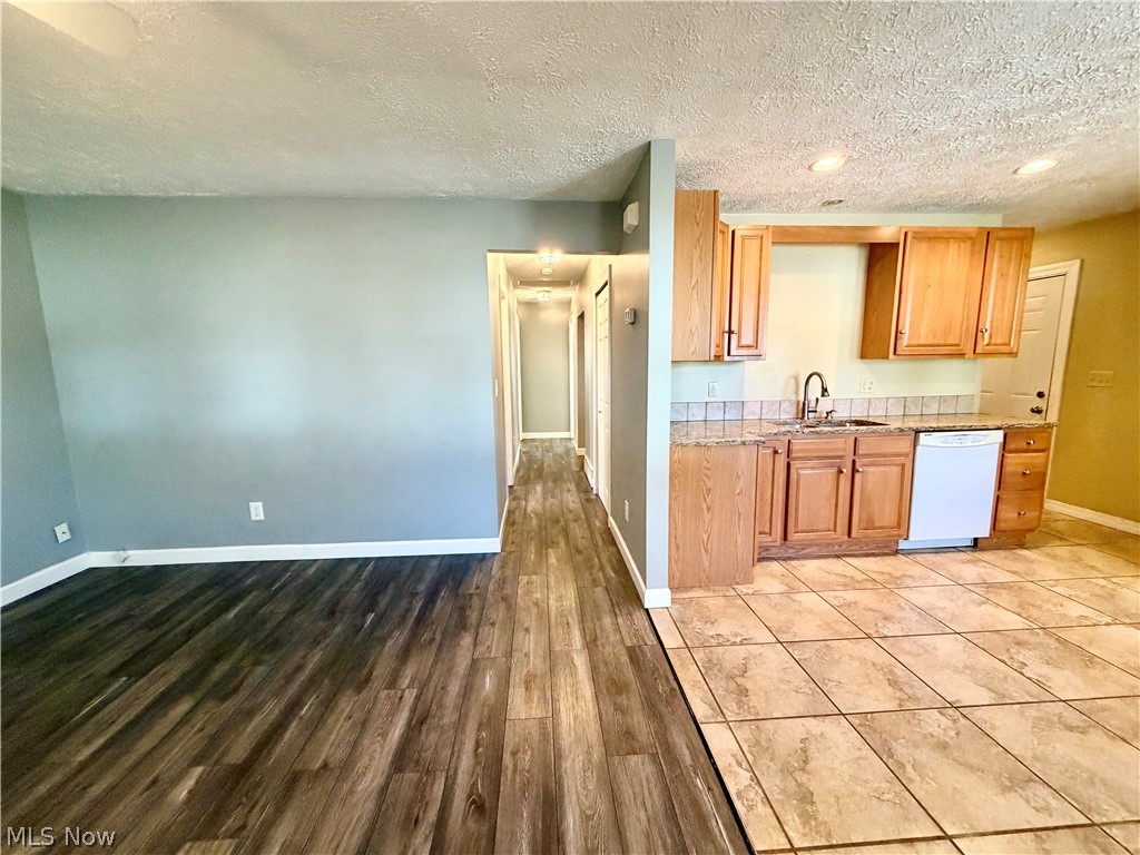 310 Trailwood Drive Painesville OH 44077