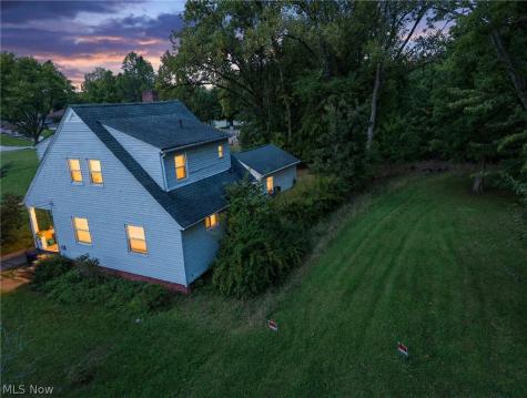 13107 Cranwood Park Boulevard Garfield Heights OH 44125