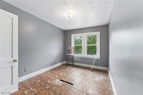 13405 Kuhlman Avenue Cleveland OH 44110