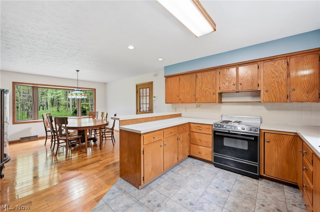 13689 Beard Road New Springfield OH 44443