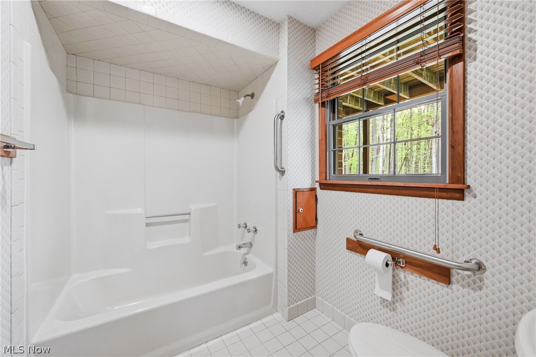 13689 Beard Road New Springfield OH 44443