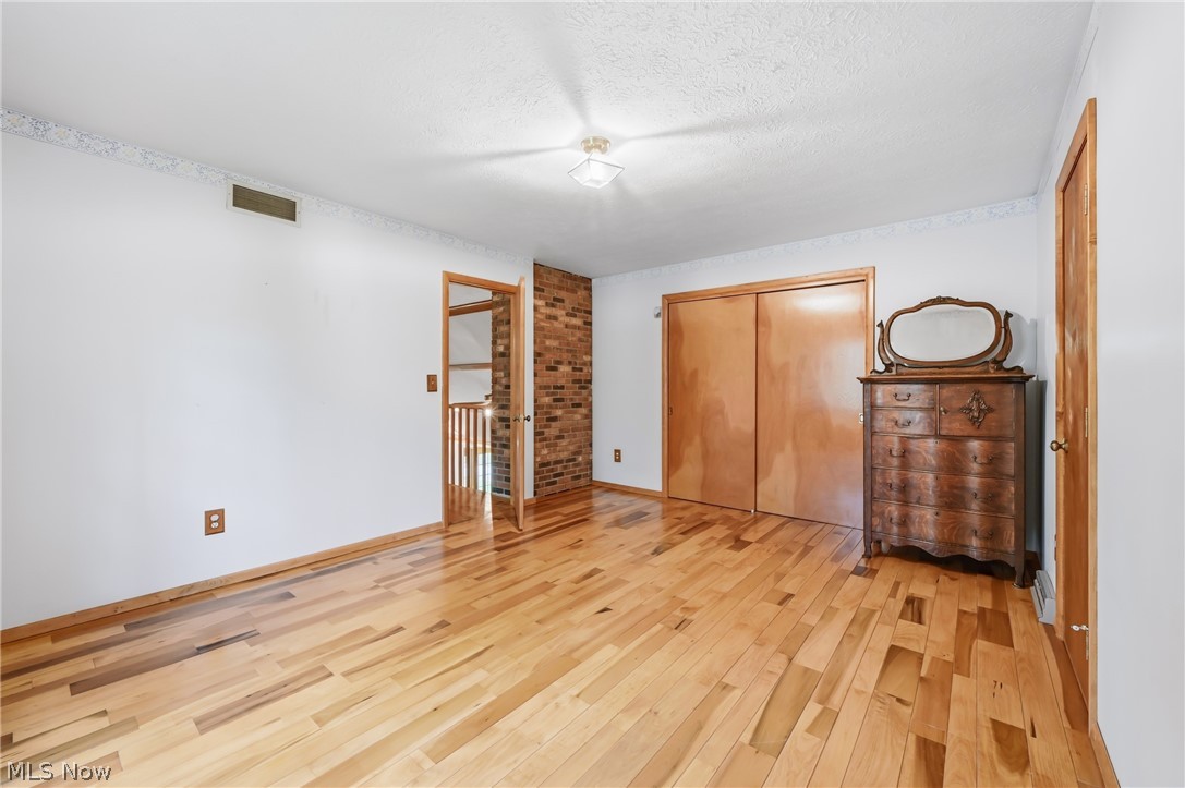 13689 Beard Road New Springfield OH 44443