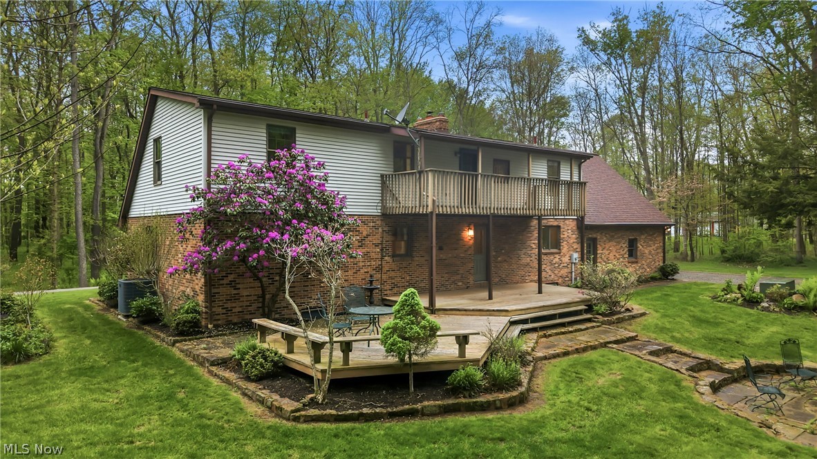 13689 Beard Road New Springfield OH 44443