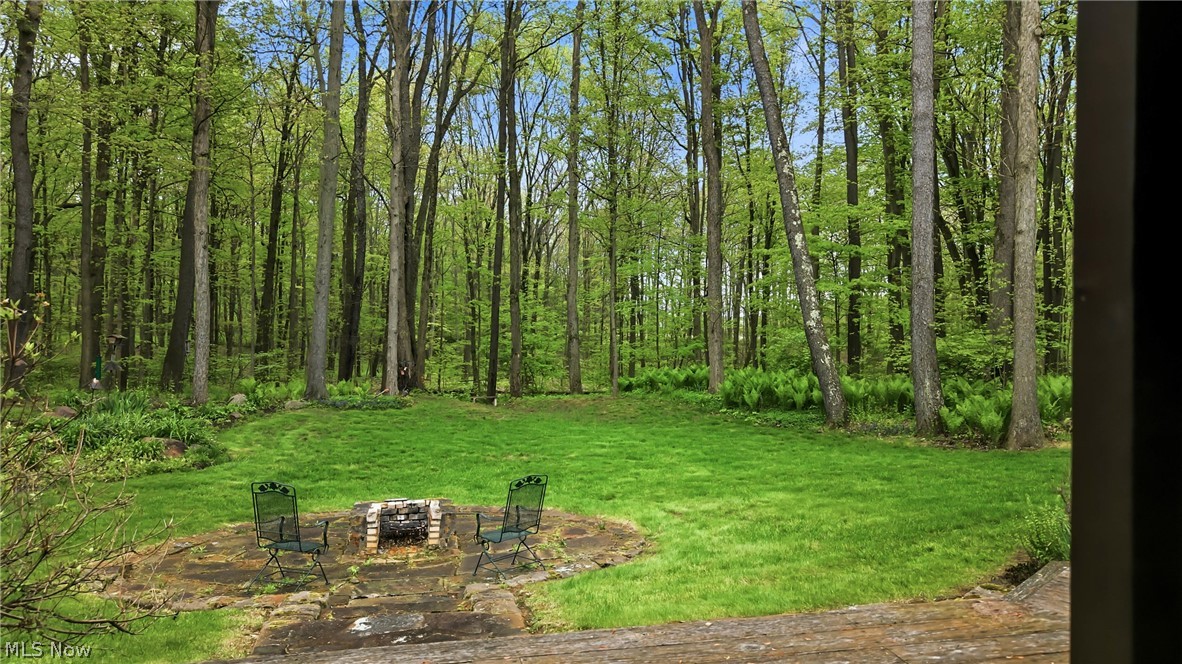 13689 Beard Road New Springfield OH 44443