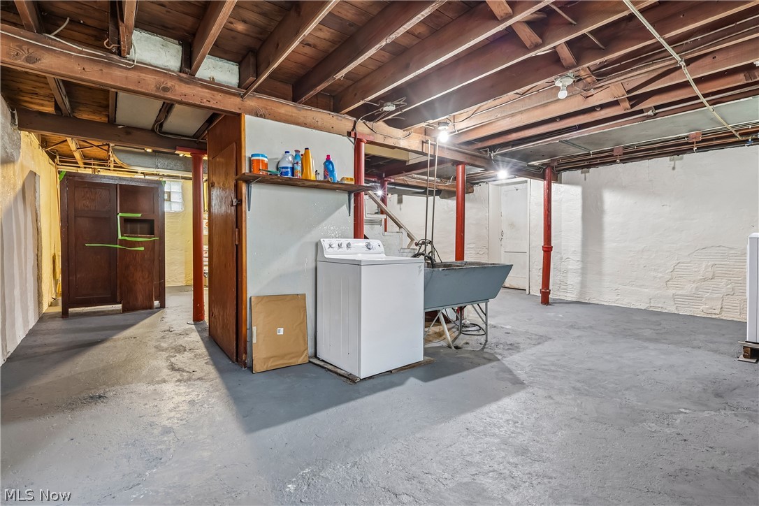 636 Polk Avenue Akron OH 44314