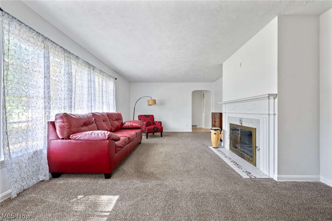 325 Westview Avenue Wadsworth OH 44281