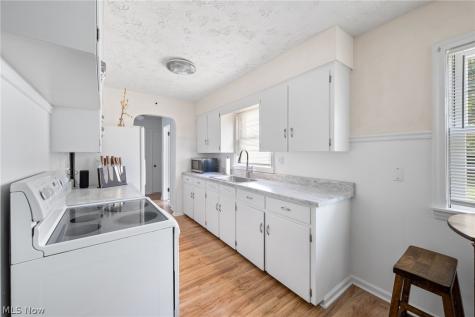 325 Westview Avenue Wadsworth OH 44281