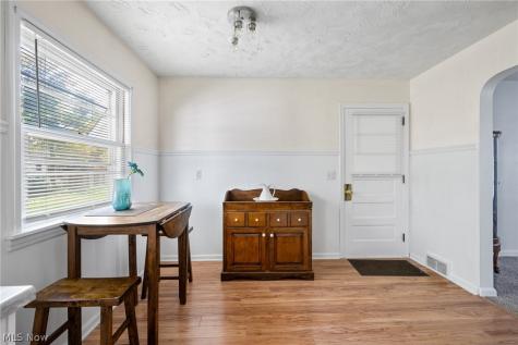 325 Westview Avenue Wadsworth OH 44281