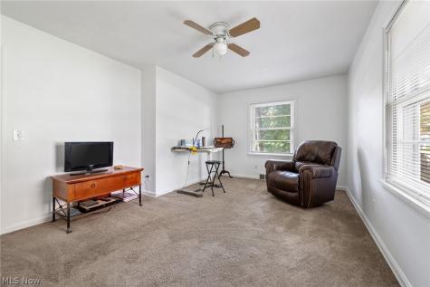 325 Westview Avenue Wadsworth OH 44281