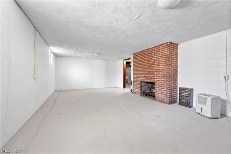 325 Westview Avenue Wadsworth OH 44281