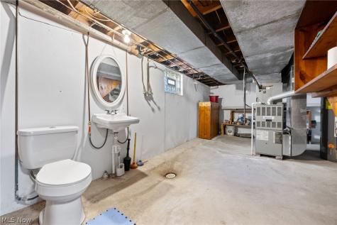 325 Westview Avenue Wadsworth OH 44281