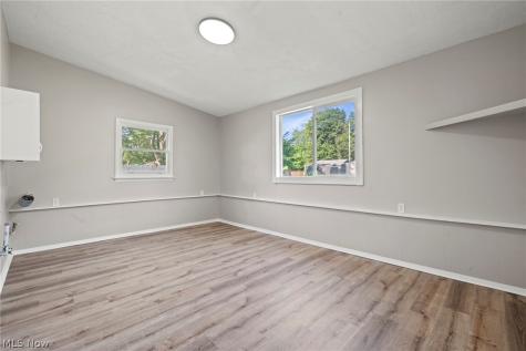 1218 Briggle Road Copley OH 44320
