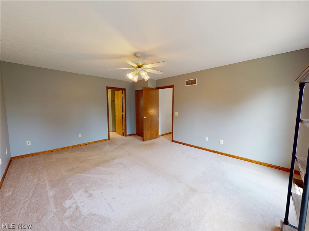 11065 Dunsby Avenue NW Uniontown OH 44685
