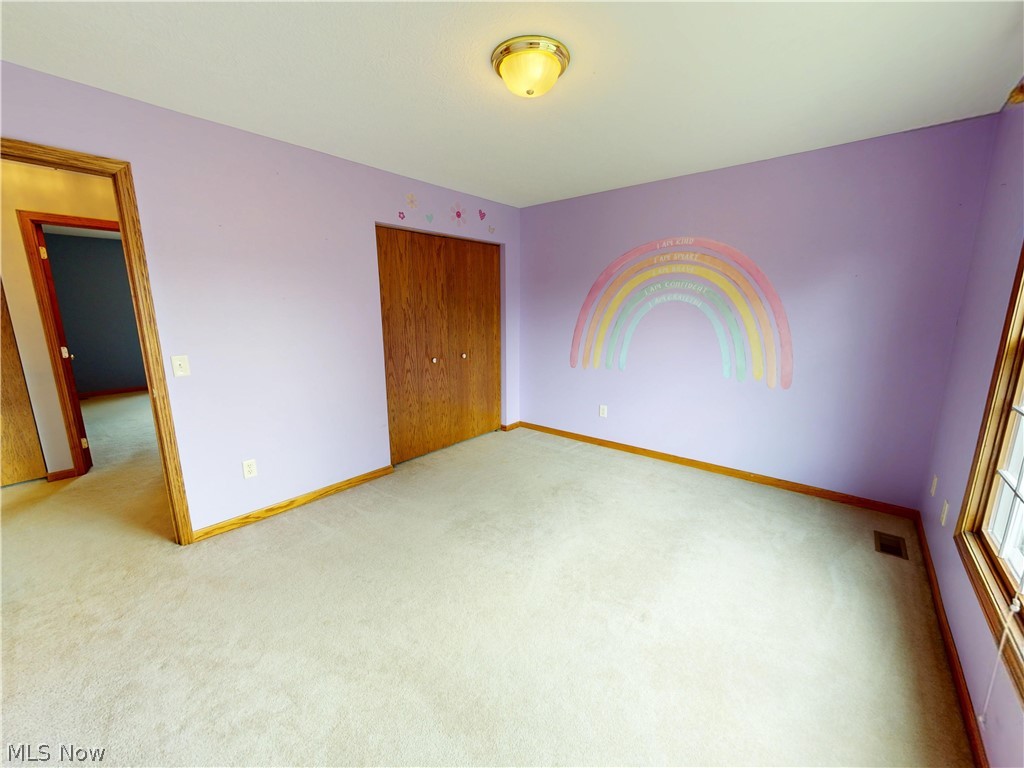 11065 Dunsby Avenue NW Uniontown OH 44685