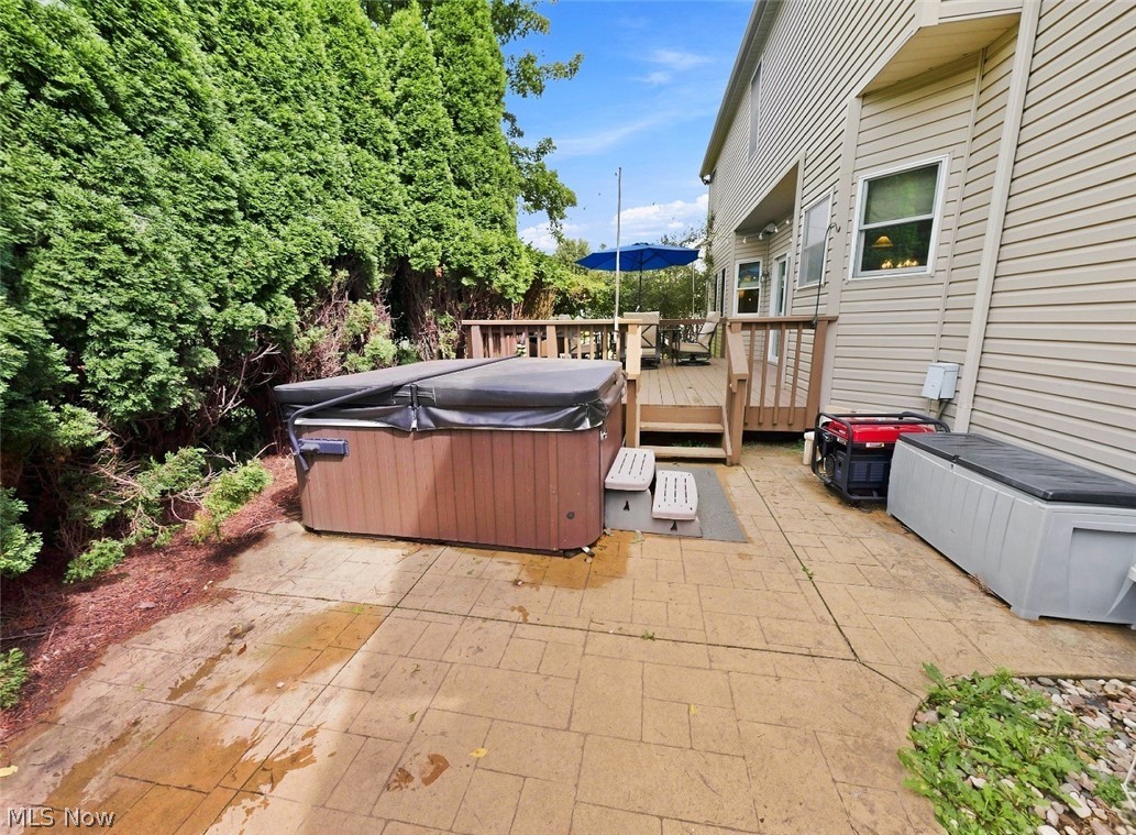 11065 Dunsby Avenue NW Uniontown OH 44685
