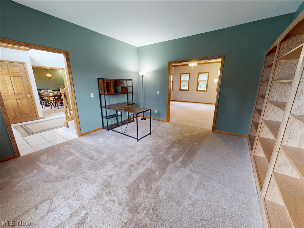 11065 Dunsby Avenue NW Uniontown OH 44685