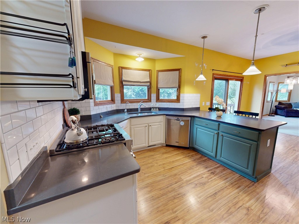 11065 Dunsby Avenue NW Uniontown OH 44685
