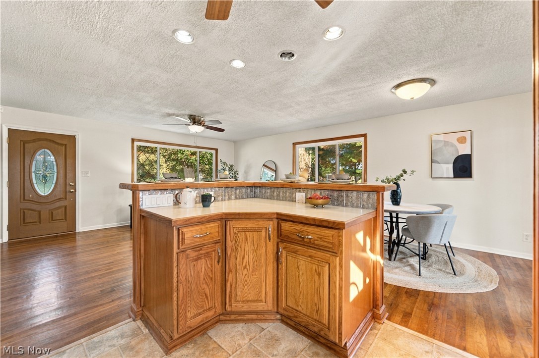 2930 State Route 43 Mogadore OH 44260