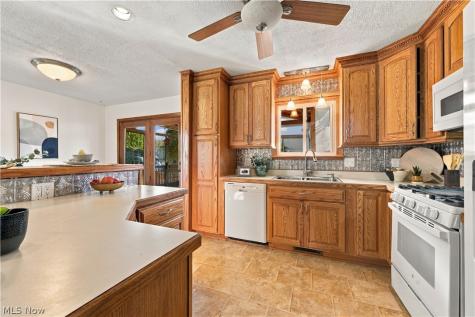 2930 State Route 43 Mogadore OH 44260
